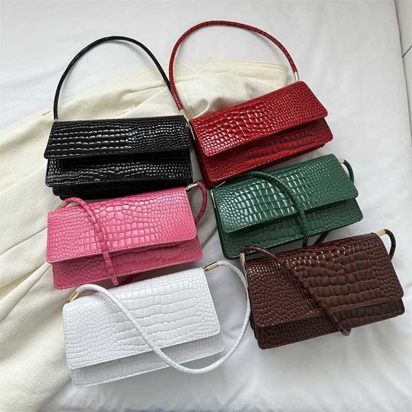 

totes crocodile pattern handbag women's bag 2023 new trendy internet red underarm bag versatile ins niche small square bagstylishdesign