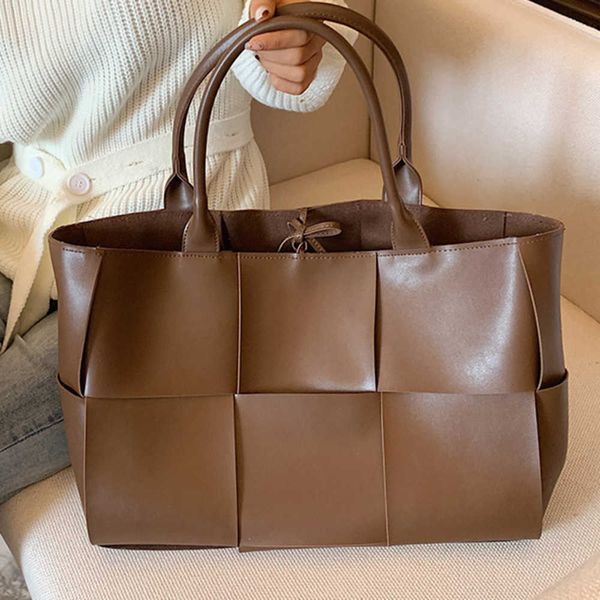 

designer bag venetas big bag women's texture shoulder bag large capacity woven tote bag portable women's bag mf2g