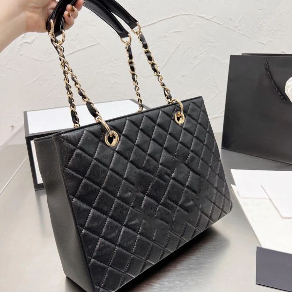 

Luxury GST Bags Top Caviar Calfskin Classic Quilted Plaid Metal Chain Shoulder Bag Designer Ladies Outdoor Regular Shopping Bag retro underarm Totes, Beige silver chain