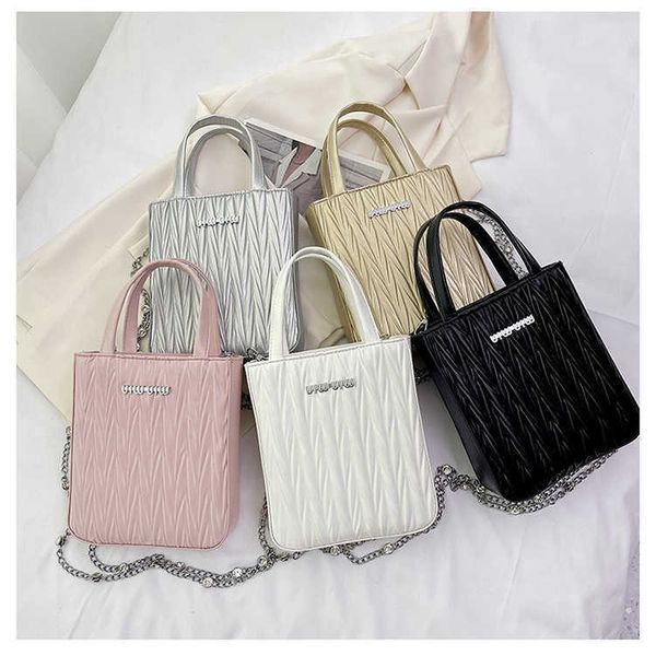 

designer bags underarm bag simple pleated portable bag women's diamond grid chain small square bag miu tote bag mh48