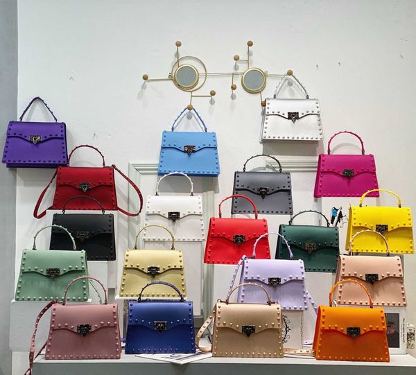 

velatninio bag woman v bags 2023 ladiesjelly designer bag bag handbag for bag female rivet jelly guangzhou beauty