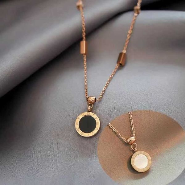 

double sided titanium steel necklace for women in 2023 new light luxury niche design high-end clavicle neck chain decoration, Silver