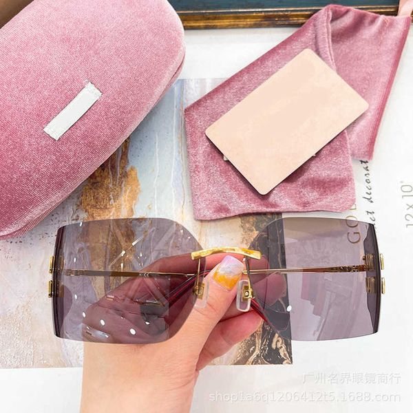 

2023 new product integrated mirror connected windshields women's sun protection sunglasses foreign air network red book color glasses t, Black
