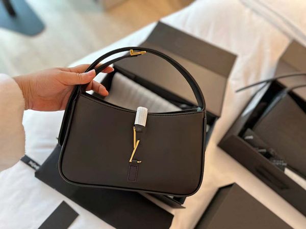 

cowhide underarm bag 24cm shoulder bag crossbody bag