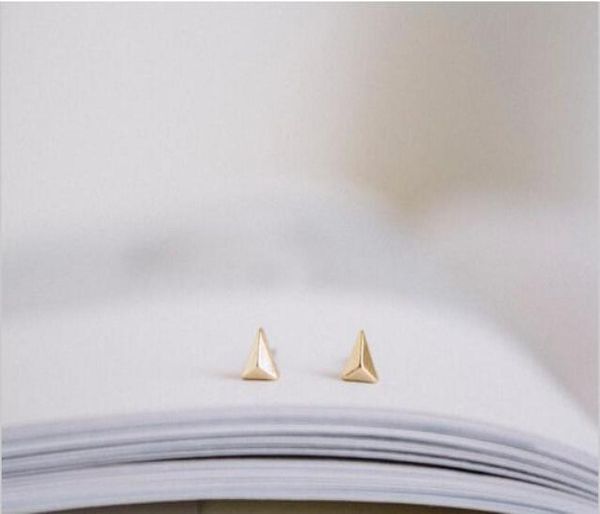 

fashion design of the small solid triangle stud earrings for men whole 9074591, Golden;silver