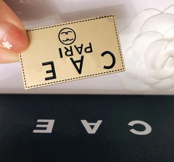 

fashion channel 23ss brand letter designer brooches letters lapel pins women men crystal pearl wedding party metal jewerlry accessories gift, Gray