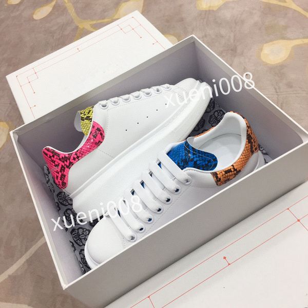 

2023new designer casual shoes platform mens trainers for men airforce one women black white pistachio frost big size sports sneakers, Red;white