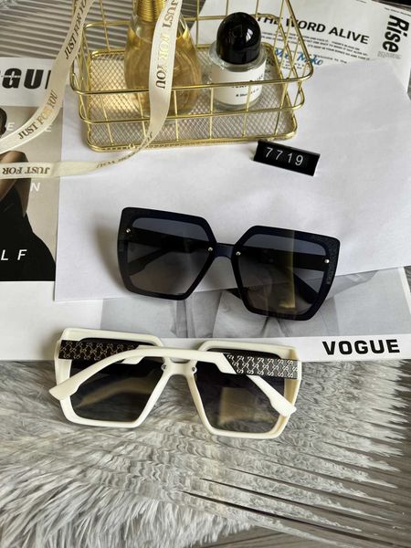 

2023 new fashion starry sky popular on the net; same style street p glasses show small face; advanced sense sunglasses girl, White;black