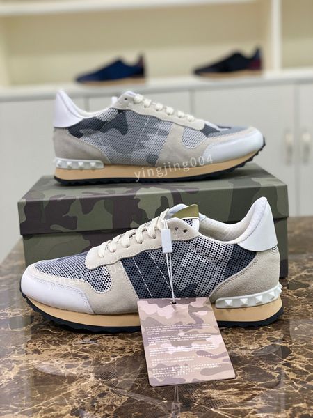 

2023 new luxury designer mens boots sneaker fashion casual shoes leather stripes shoe walking mens sports trainers sneakers, Black