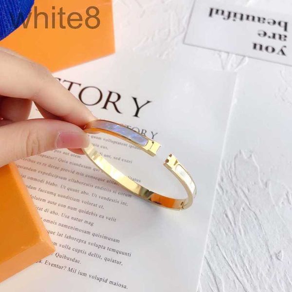 

bangle designerdesign bracelets women luxury designer jewelry 18k gold plated stainless steel wedding lovers gift s wolesale j6n5, Black