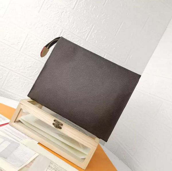 

travel toiletry toilet pouch 26 cm protection beauty case wash bag leather women clutch mono waterproof canvas men cosmetic bags luxurys des