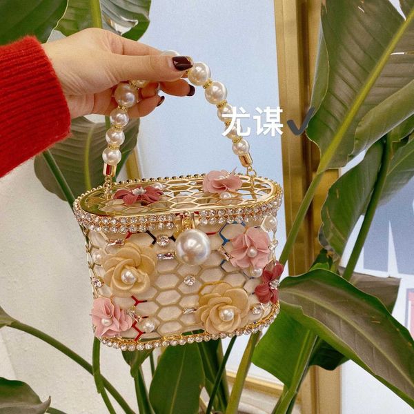 

french fairy handmade diamond flower vegetable basket metal dinner hollow out rhinestone handheld crossbody bag 230401