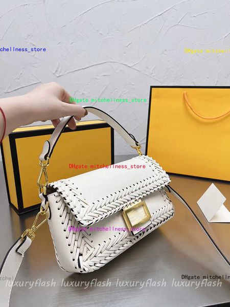 

fashion baguette shoulder bags women tote summer woven beach messenger bag leather ladies handbags luxury crossbody purses