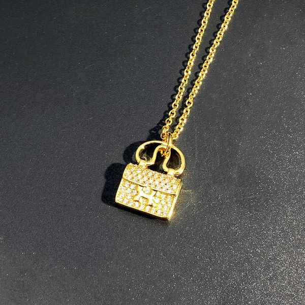 

Designer Necklace H Classic Jewelry Luxury jewelry bag necklace Female Minority design sense inlaid small lock pendant temperament chain jewelry Christmas gift, Silver necklace
