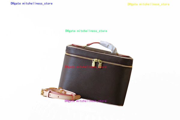 

luxury ladies cosmetic nlce bb bag