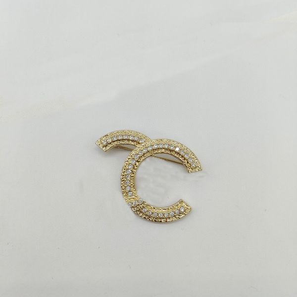 

2023 luxury quality charm brooch with diamond in 18k gold plated have box stamp ps7767a, Golden