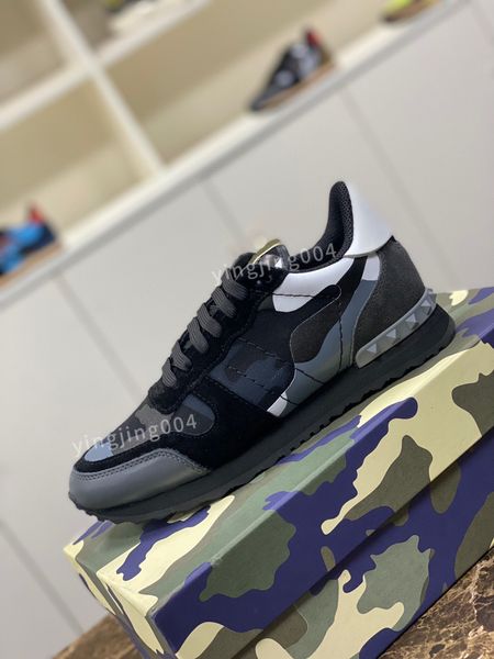 

2023 new luxury men boots sneaker fashion casual shoes leather stripes shoe walking mens sports trainers sneakers, Black