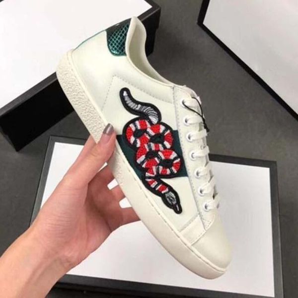 

men women designer sneakers striped vintage sneaker casual shoes with ace stripes embroidery snake tiger and red and green heel leather cmt, Black