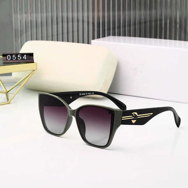 

fashion cat eye women's head sunglasses print, White;black