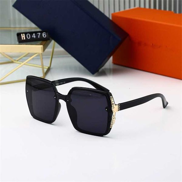 

designer sunglasses 2023 new sunglasses fashion box female advanced sensation male, White;black