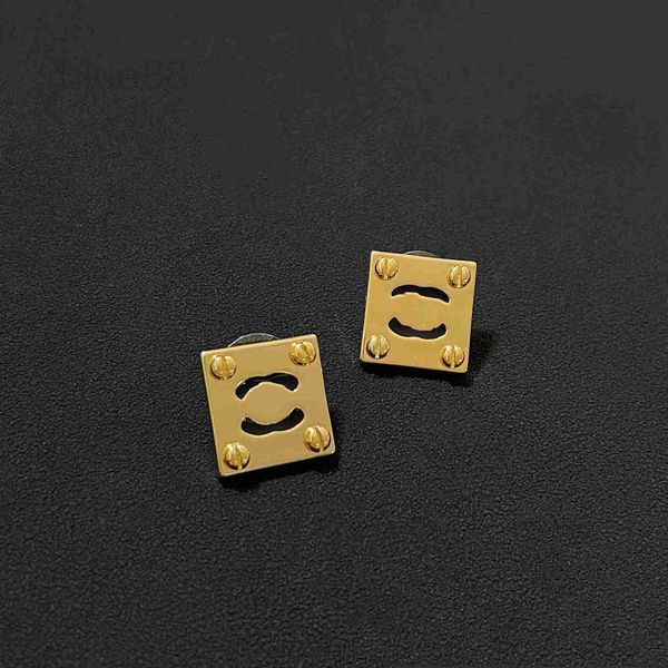 

charm designer medieval square letter earrings high version quality oil dropping fragrance temperament v7ix, Golden