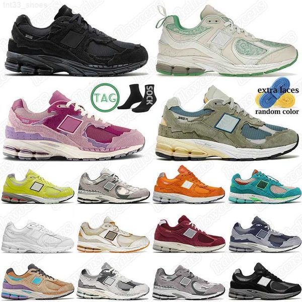 

new 2002r b2002r athletic mens women 2023 luxury casual shoes triple s black white protection pack pink rain cloud phantom sea salt sail pla