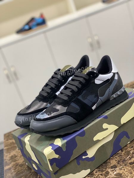 

2023 men boots sneaker fashion casual shoes leather stripes shoe walking mens sports trainers sneakers, Black