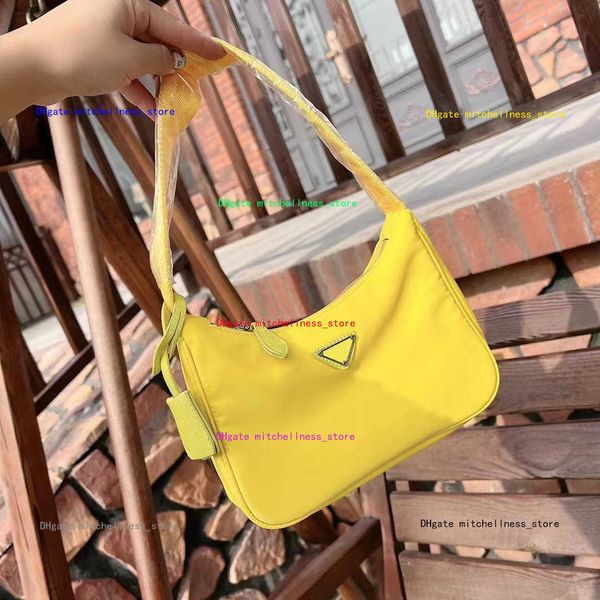 

designer women's messenger bag luxury canvas shoulder chain handbag shoulder classic fashion matching box 694127