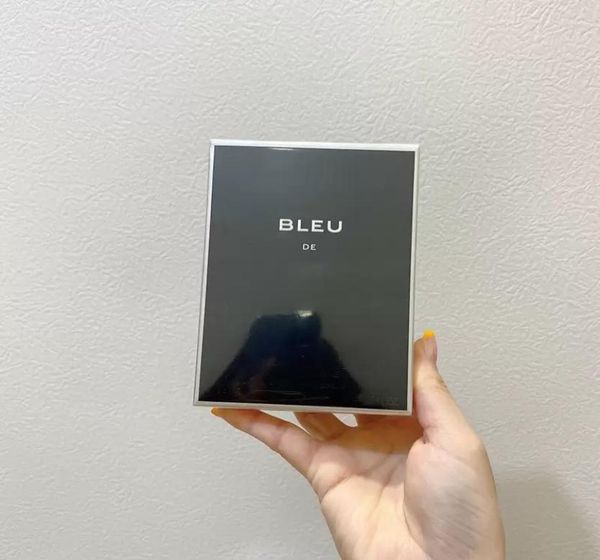 

man perfume male fragrance masculine edt 100ml citrus woody spicy and rich fragrances dark bluegray thick glass bottle body fast 5314402