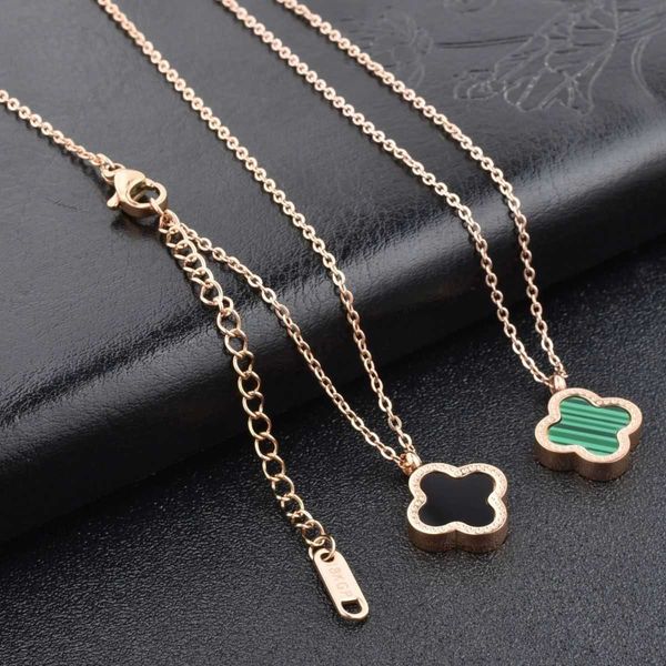 

clover necklace designer four-leaf clover pendant necklace korean simple reversible ladies 18k rose gold titanium popular collarbone chain g, Silver