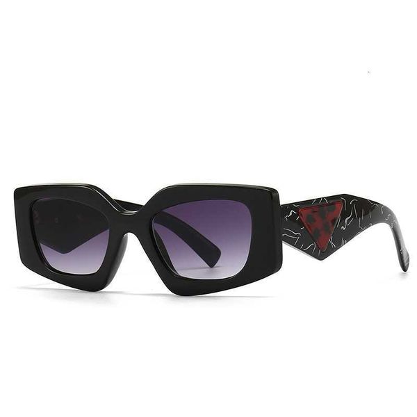 

selling sunglasses han chaoliu street ssquare large frame sunglasses pr15ys, White;black