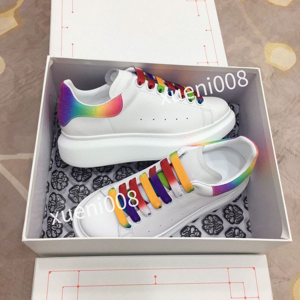 

2023new womens designer casual shoes platform mens trainers for men women black white pistachio frost big size sports, Red;white