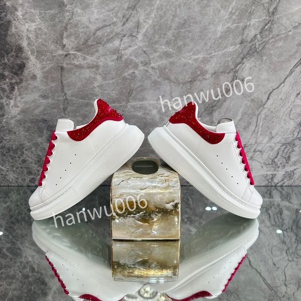 

mens designer sneakers running shoes fashion luxury channel sneaker women men sports shoe new city trainer shoes, Black