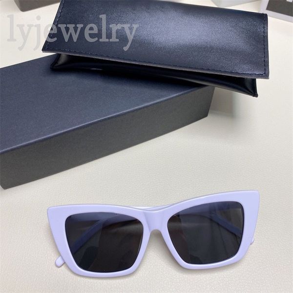 

comfortable women sunglasses designers plastic frame glasses ordinary letters occhiali da sole spring autumn mens designer sunglasses casual, White;black