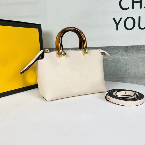 

saddles bag handbag classic pattern versatile retro baguette bags rectangular oblique wallet fall fashion fringe plush shoulder bag