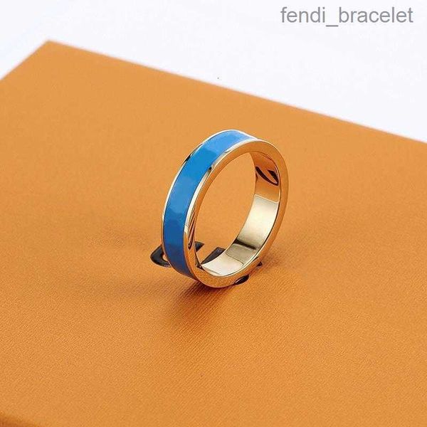 

2022 new designer titanium steel band rings fashion jewelry men's simple modern ring ladies gift, Slivery;golden