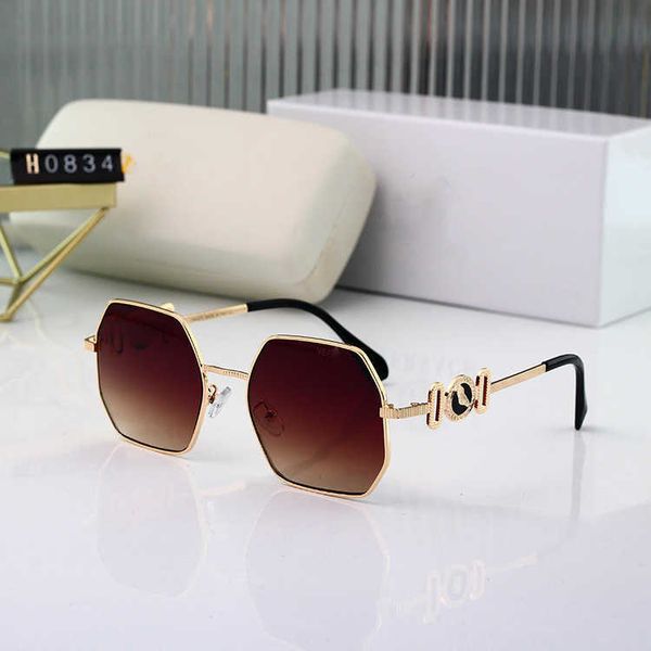 

frames 2023 new metal trimmed women's fashion box sunglasses, White;black