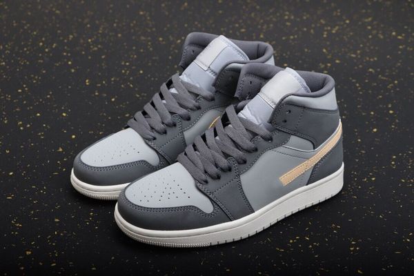 

casual shoes designer jumpmans basketball men women sneakers jumpman 1 1s mid grey onyx iron light solar flare heather-white 2023 latest, Black