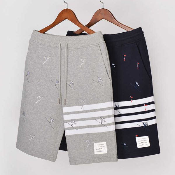 

men's and women's shorts in 2023 summer new fashion designer brand thom heavy industry skiing embroidery trend trendy capri pants, White;black