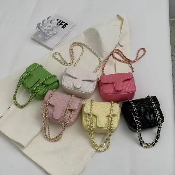 

fashion children letter buckles handbag designer girls quilted messenger bag 2023 children metal chain one shoulder princess bags a9829, Black
