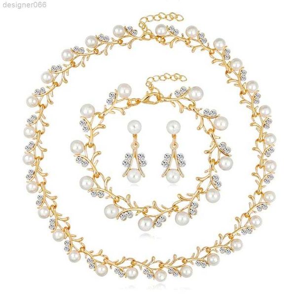 

pendant necklaces women necklace earrings sets crystal enamel jewelry chain ear decoration for wedding partyca636-a, Golden