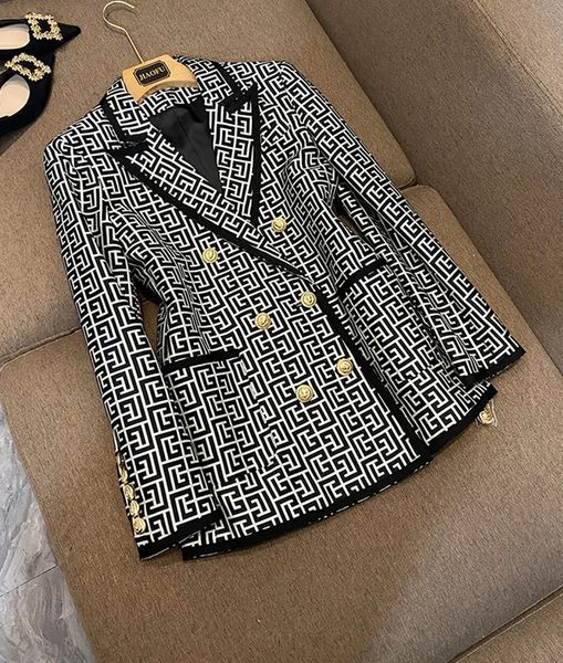 

y064 women's suits & blazers the latest fashion designer jacket women's ribbon trimmed double breasted geometric jacquard long sui, White;black