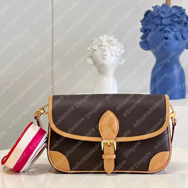 

womans bag handbag chain handbags purse fashion designer leather 24cm luxury shoulder bag m45985 with box