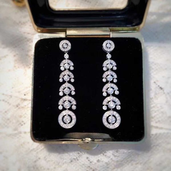 

high end fine jewelry 1.1ct natural diamond earrings in 18k fine white gold, Golden