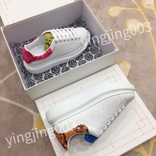 

new luxury designer casual shoes embossed sneaker white black mens sneakers women trainers hl210210