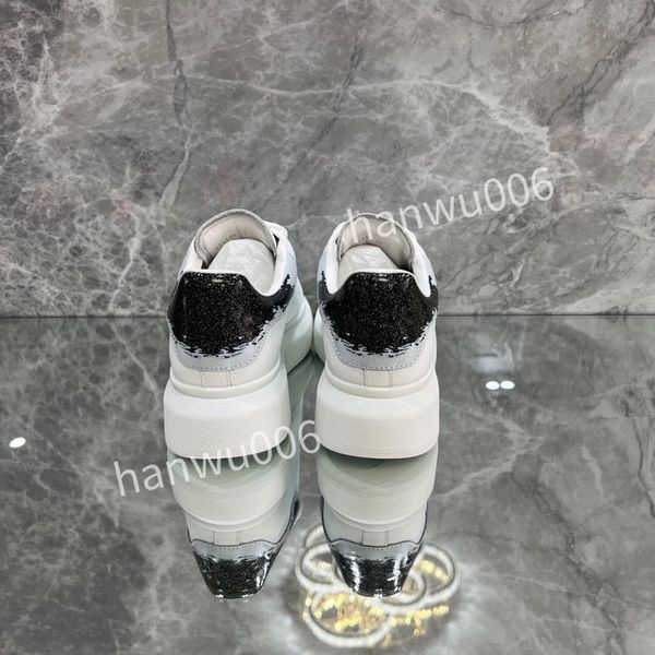 

2023new women designer running shoes for mens womens triple black white mint laser ball midnight grape sports sneakers trainers