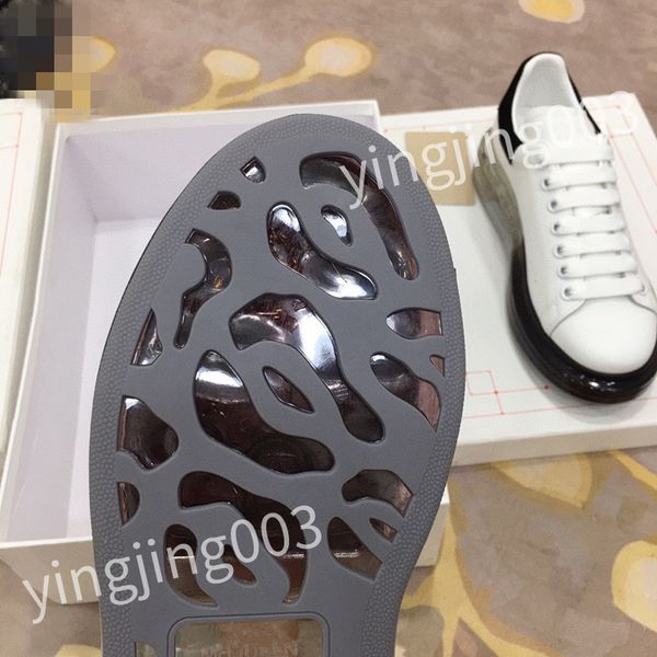 

2023 fashion upgraded version boots new white black shoes men women fashionable casual shoes shoe hl210207