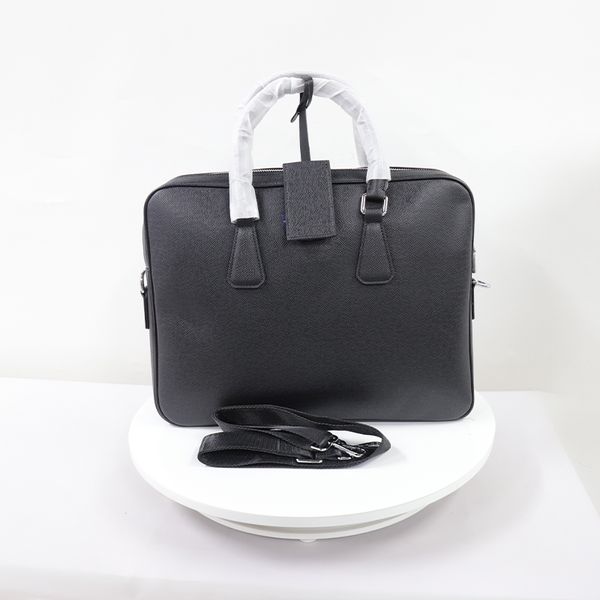 

2023 luxury designer briefcase handbags Shoulder Bags men Fashion bag crossbody bag laptop package purse Large Capacity, Black logo