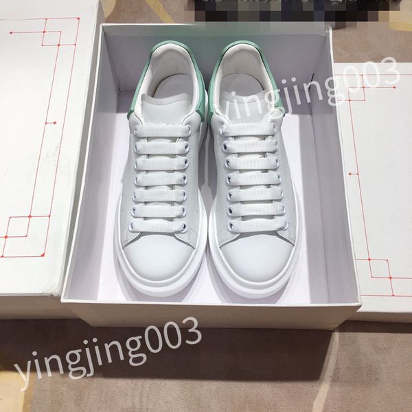 

2023 hiking footwear designer sneakers women men sports shoes stylish channel woman hl210208, Black