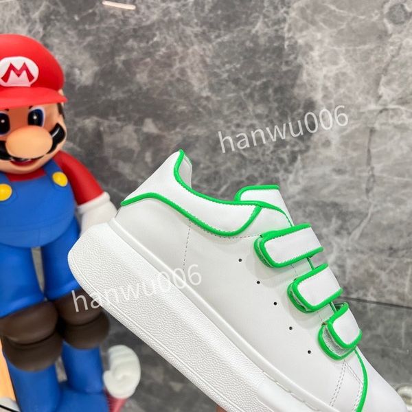 

2023new women designer running shoes for plus men womens triple black white mint foam laser blue tennis ball midnight navy grape atlanta spo